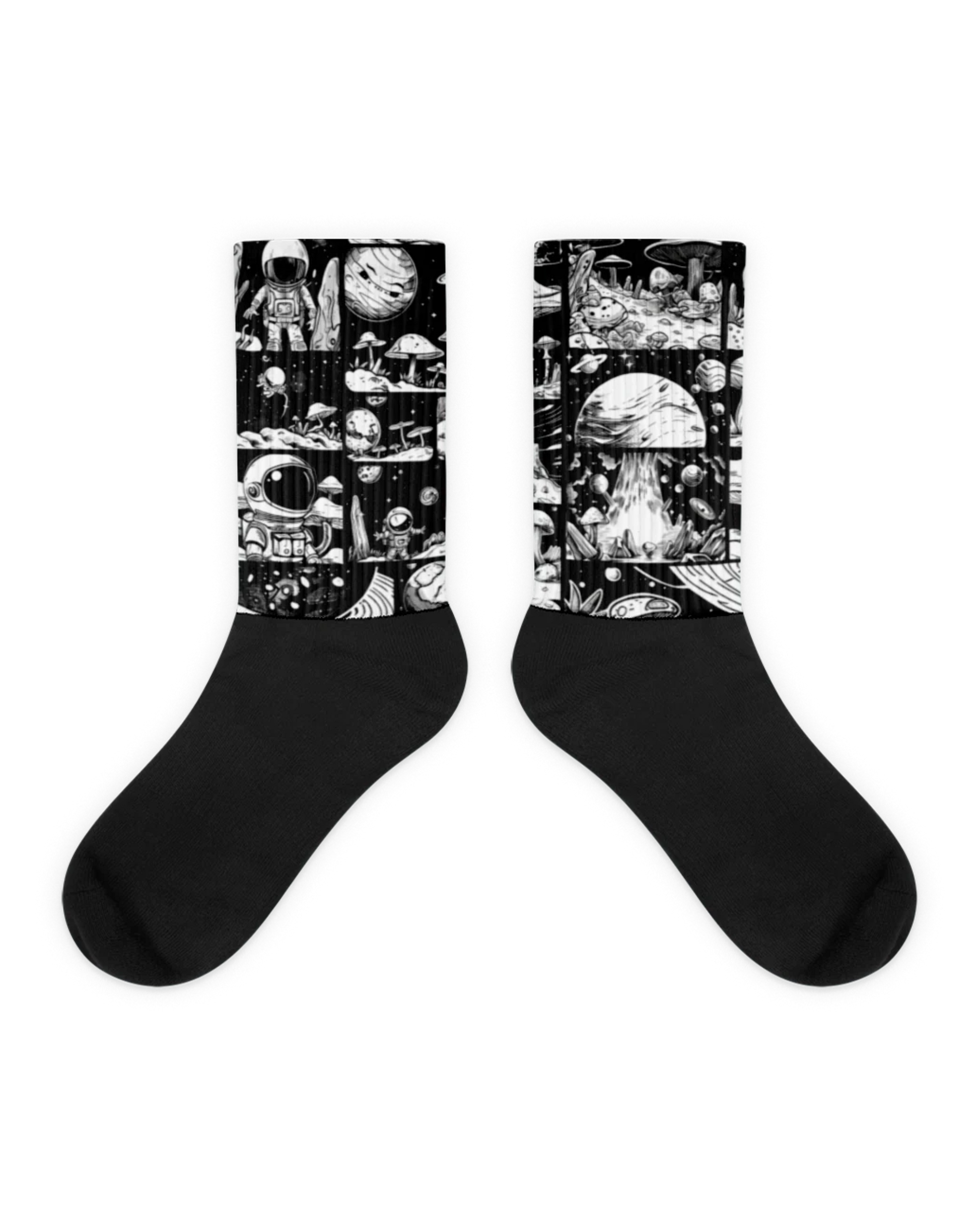 MUSHROOM ENCOUNTER Socks