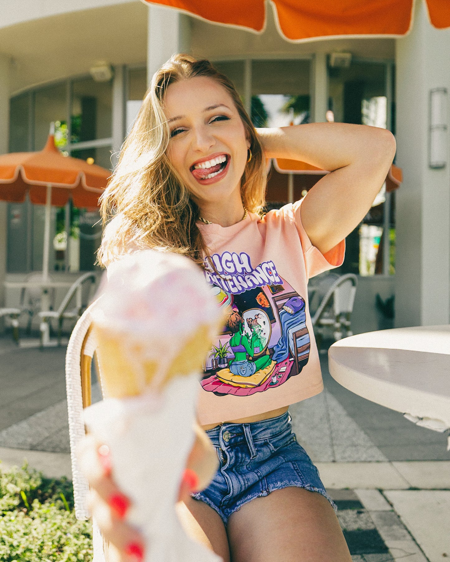 HIGH MAINTENANCE Crop tee